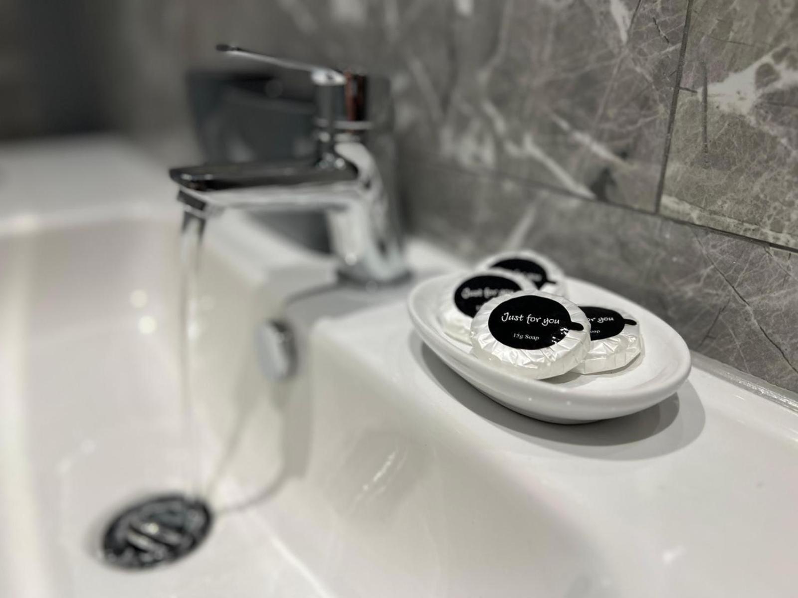 Whiskawaystays - Foregate Street - Apartment 4 우스터 외부 사진